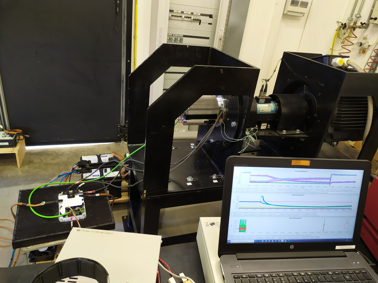 Validazione delle strategie di controllo proposte su test a banco prova a freno attivo c/o il laboratorio di macchine elettriche (EML) di Raw Power Srl